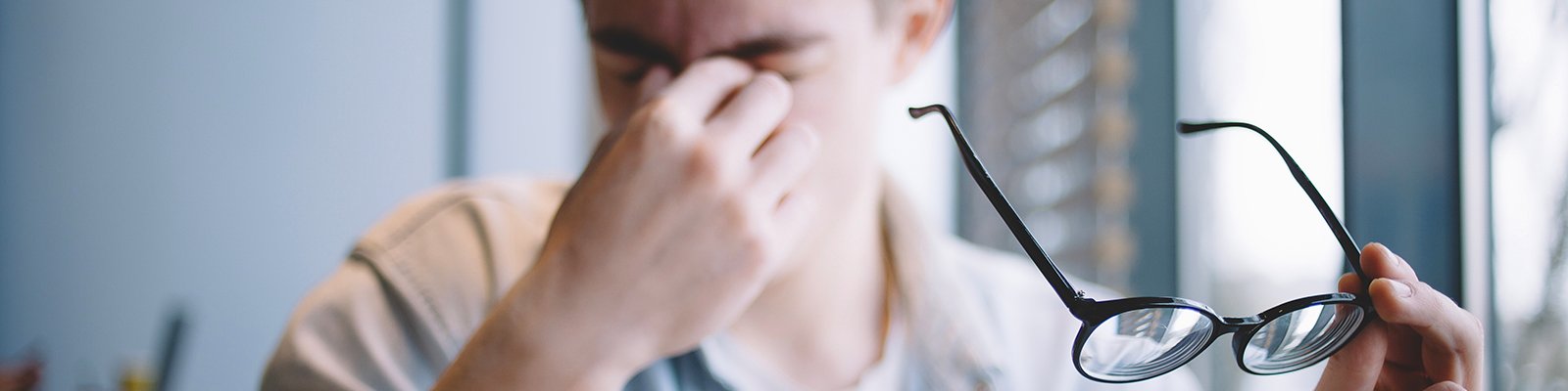 7 Tell Tale Signs Of Cataracts