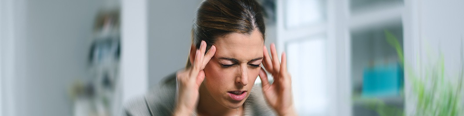 Reasons Why You Feel Dizzy, Woozy, Or Lightheaded After Eating